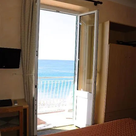 Bianca Maria 3* فاراتسي