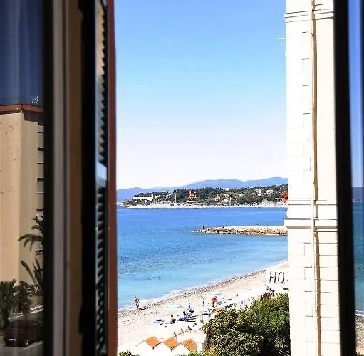 Отель Bianca Maria Варацце